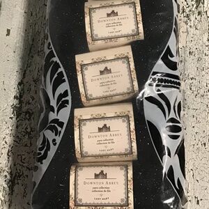 Downton Abbey Yarn Collection Lady Mary -- Black Ice Crystal 6 Skeins SEALED